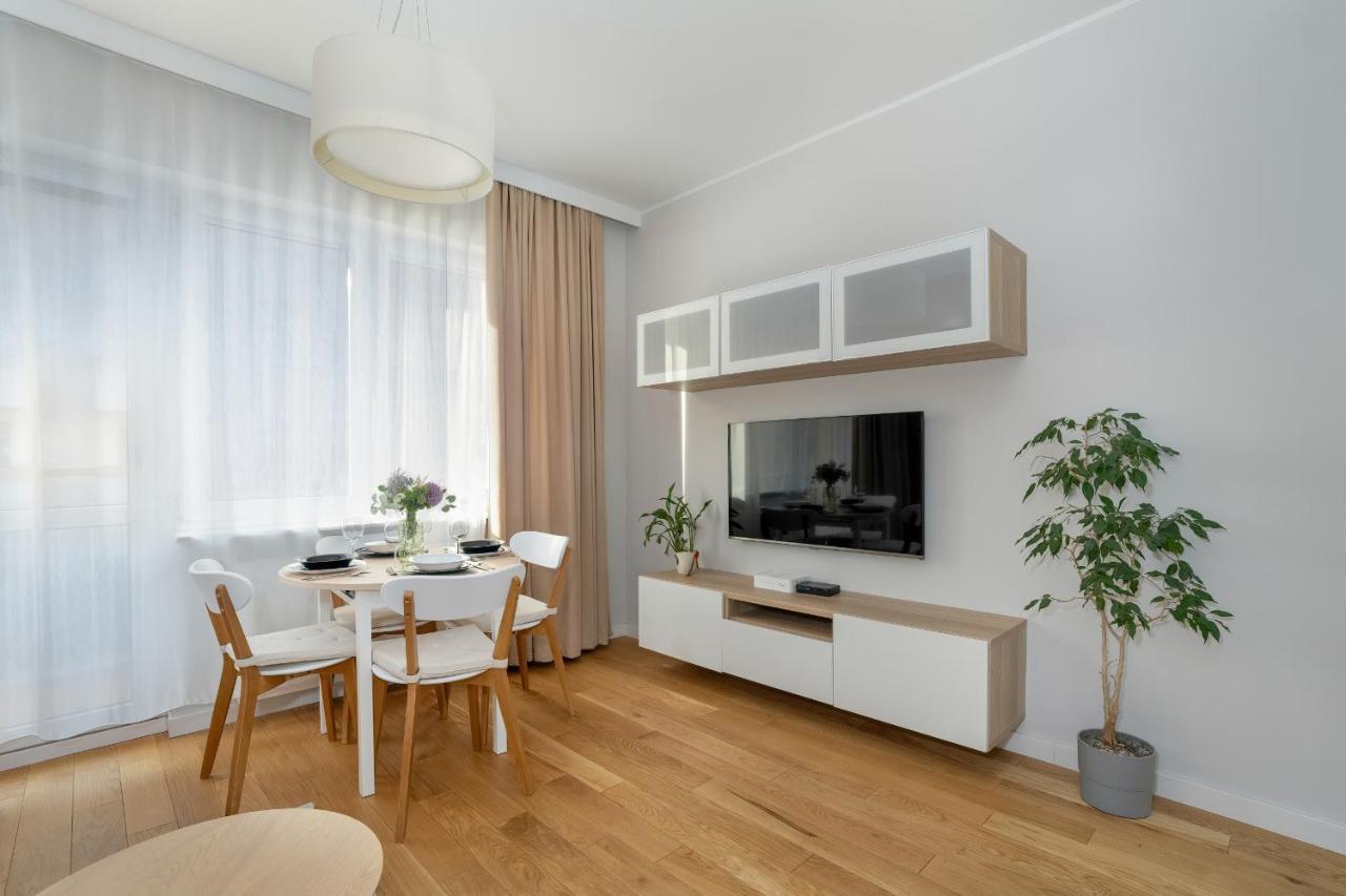 Trendy Polna In By Renters *